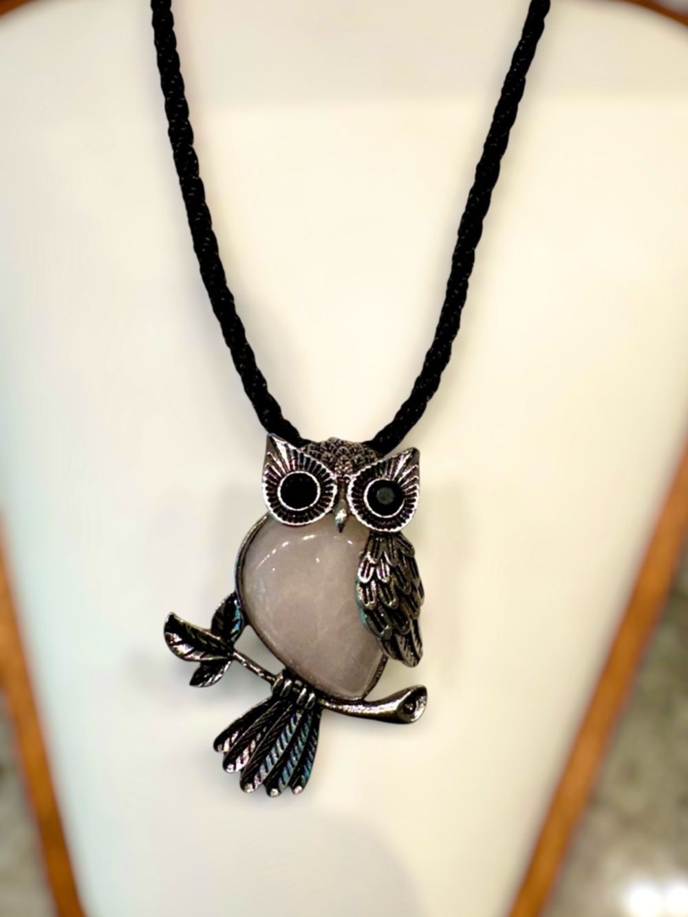 Rose Quartz Owl Pendant Necklace - Picture 2 of 6